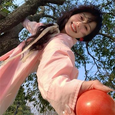 我帮女帝震后宫