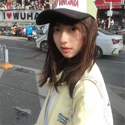 你是人贩子但我是螳螂精